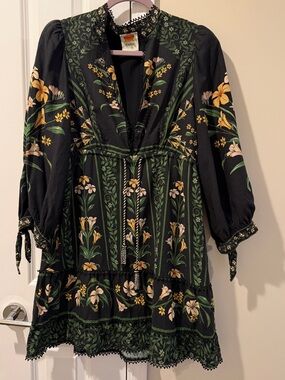 FARM Rio Black Floral V-Neck Mini Dress with Green and Yellow Print with Pockets
